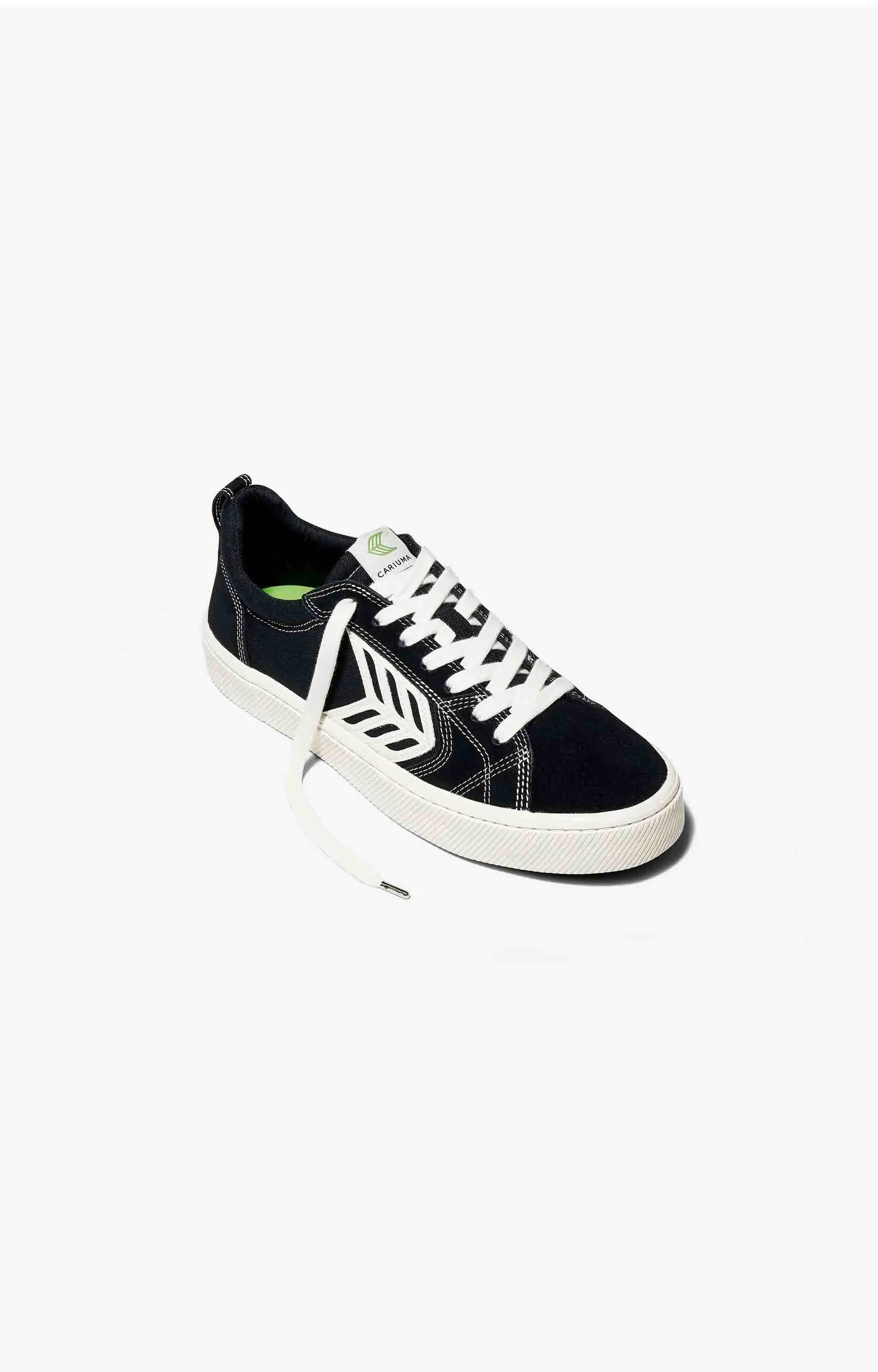 Cariuma Catiba Pro Low Shoe, Black Contrast/Ivory