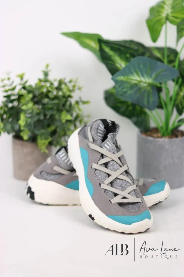 Coolway Grace & Hustle Sneaker