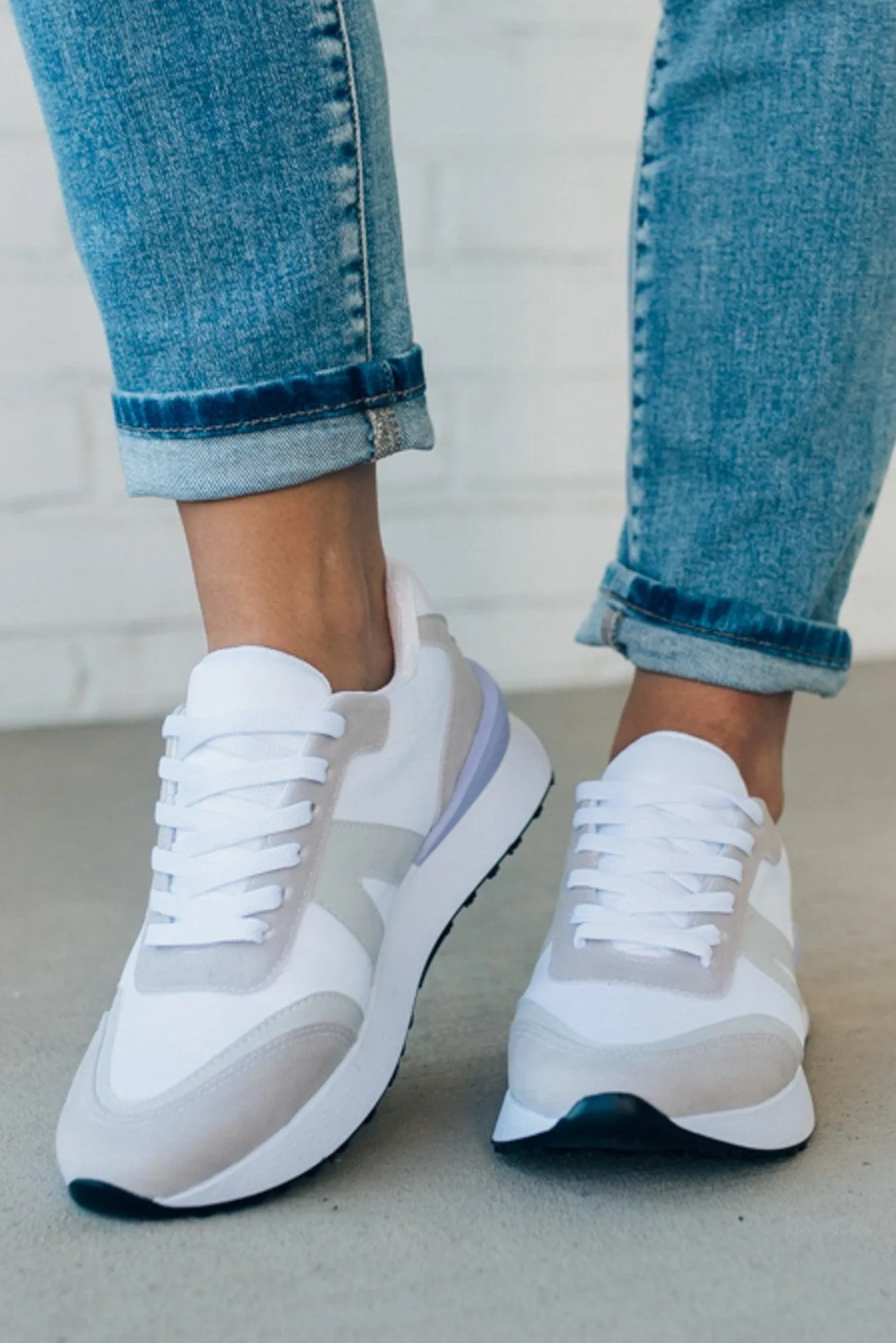 Niko Contrast Athletic Sneakers