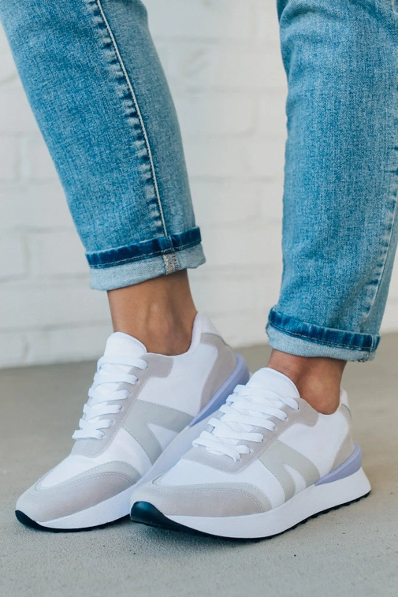 Niko Contrast Athletic Sneakers