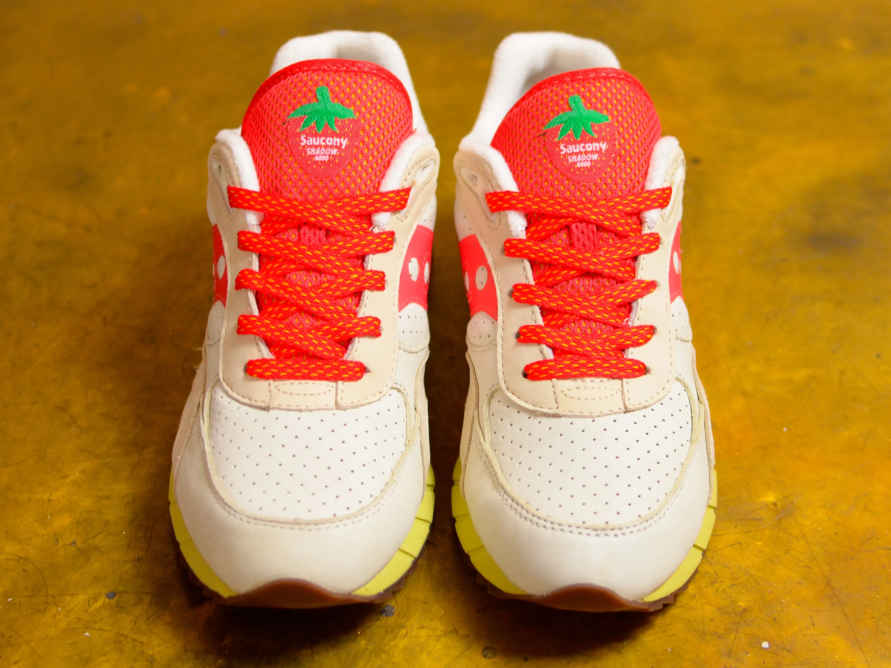 Saucony Shadow 6000 - "New York Cheesecake"