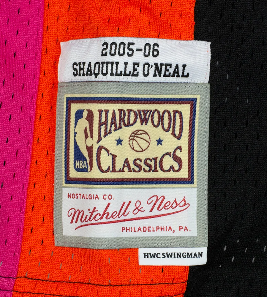 Shaquille O'Neal Signed Miami Heat Mitchell & Ness 2005-06 Basketball Jersey BAS